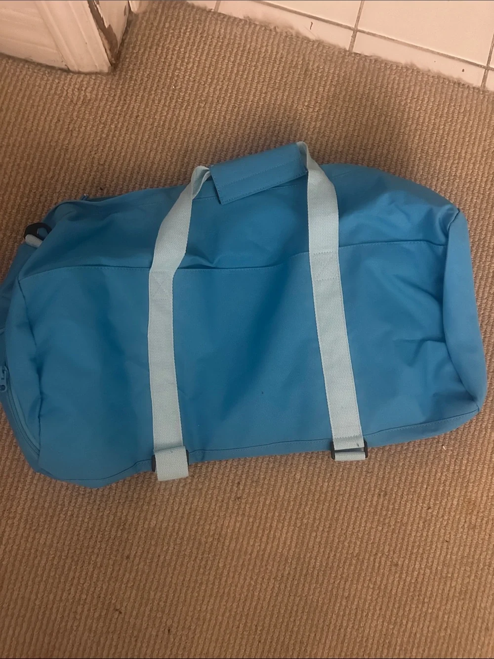 N/A spacious blue